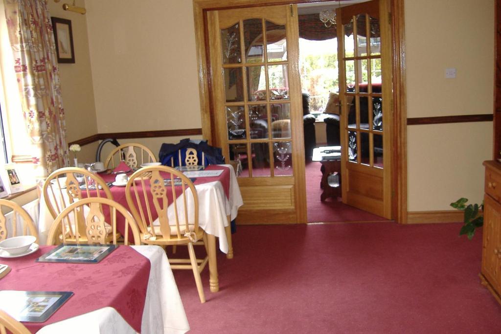 Riverwalk House B&B Oughterard Exterior foto